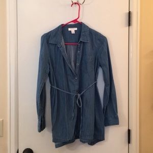 Motherhood Maternity chambray top
